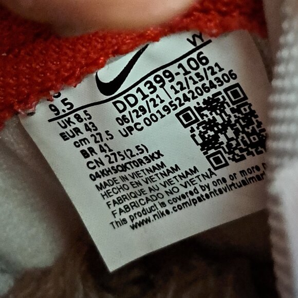 %Size 9.5 Nike Dunk High Championship White University Red Men DD1399-106 / A 25